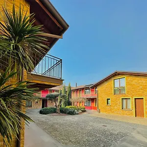 Apartment Easy Airport Private Parking, Bergamo