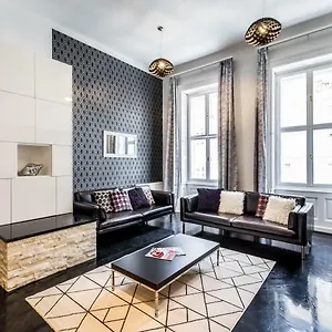 Bpr B&w Elegant Apartament Budapeszt